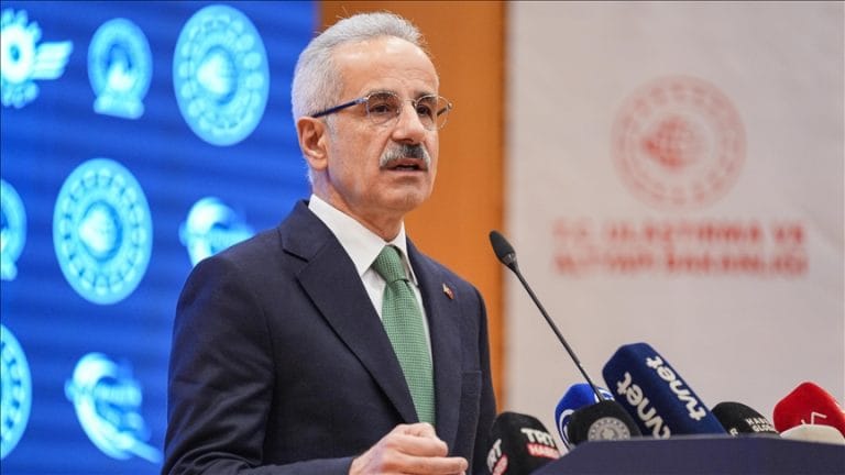 Türkiye, Üç Deniz Girişimi’ne Enerji Alanında Stratejik Ortak Oluyor